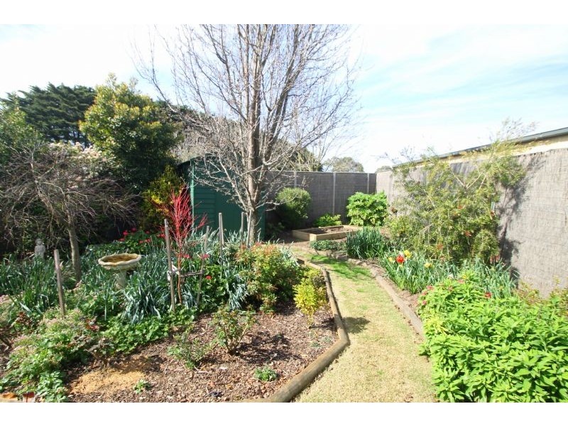 8 Elaine Court, Leongatha VIC 3953