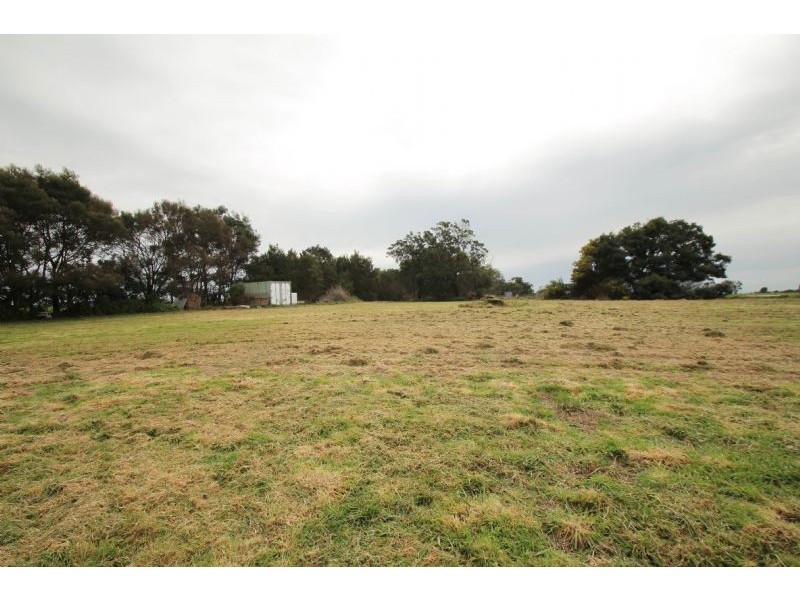 915 Meeniyan Promontory Road, Buffalo VIC 3958