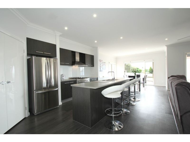 12 Silverback Place, Leongatha VIC 3953