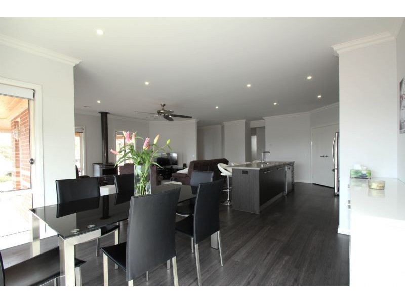 12 Silverback Place, Leongatha VIC 3953
