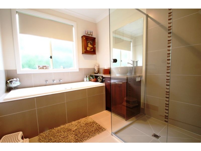 61 Hillcrest Way, Korumburra VIC 3950