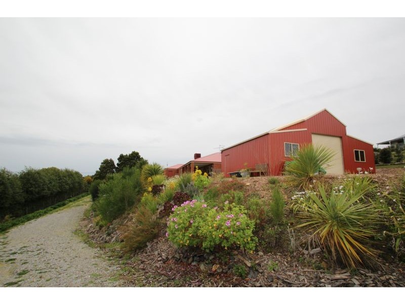 61 Hillcrest Way, Korumburra VIC 3950