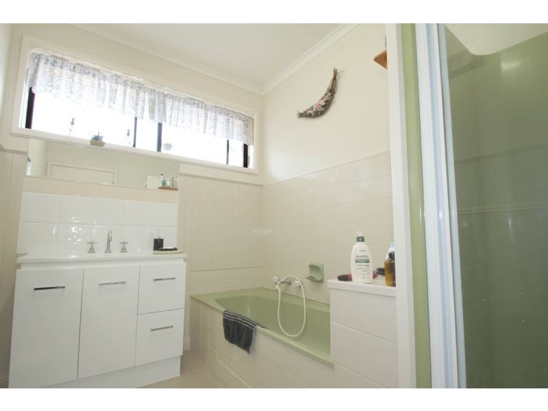 12 Horn Street, Leongatha VIC 3953