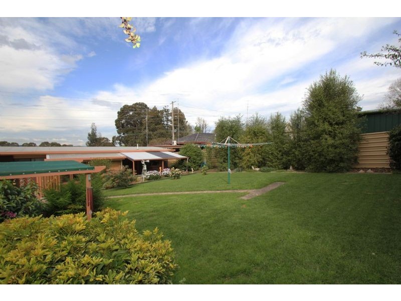 12 Horn Street, Leongatha VIC 3953