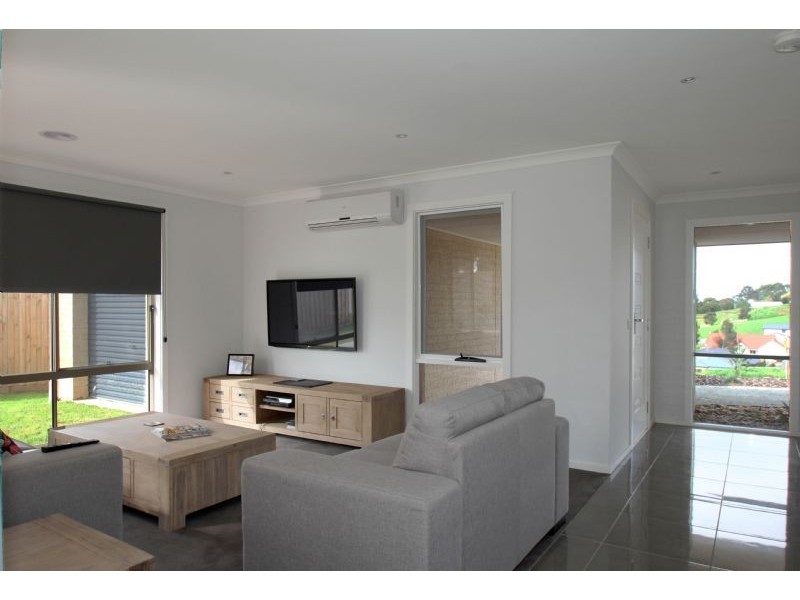 25 Eccles Way, Leongatha VIC 3953