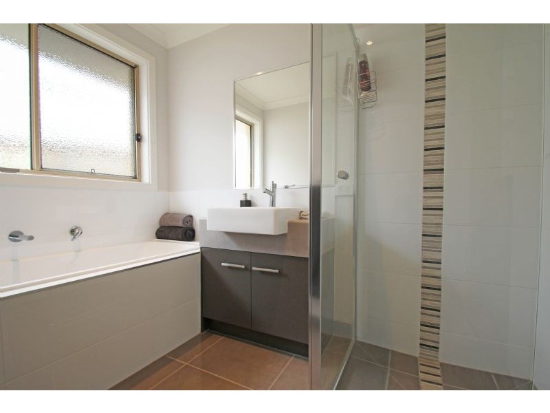25 Eccles Way, Leongatha VIC 3953