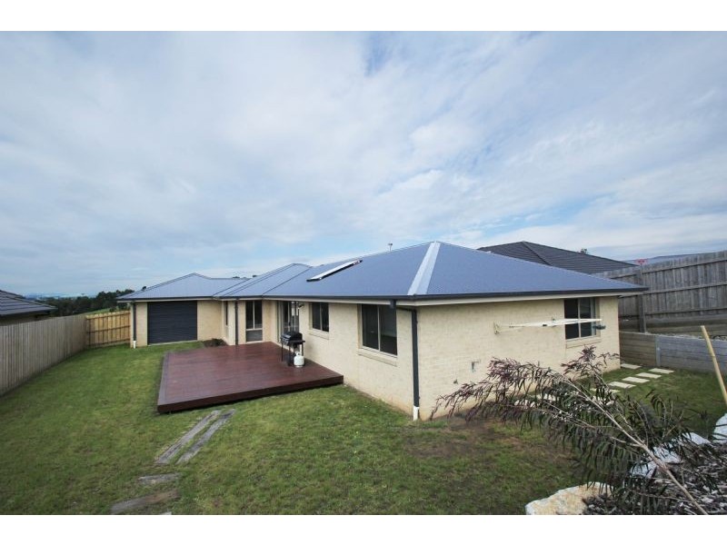 25 Eccles Way, Leongatha VIC 3953