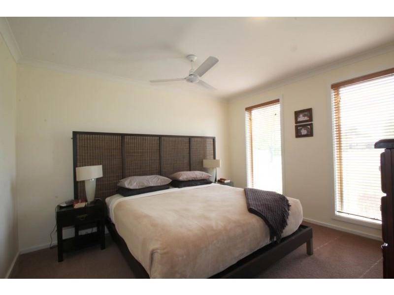 18 Parkside Close, Leongatha VIC 3953