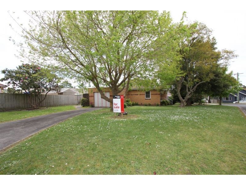 1 Douglas Court, Leongatha VIC 3953