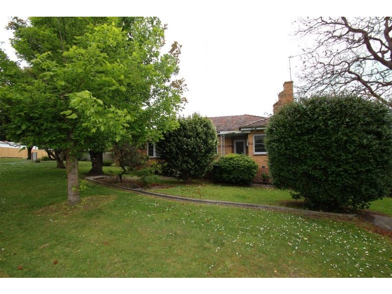 1 Douglas Court, Leongatha VIC 3953