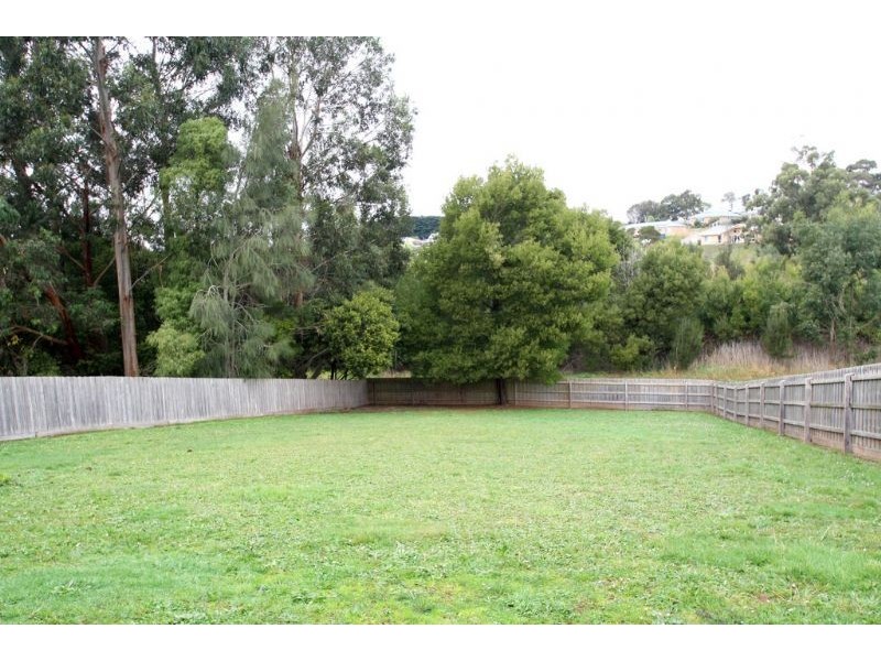 5 Eden Crescent, Leongatha VIC 3953