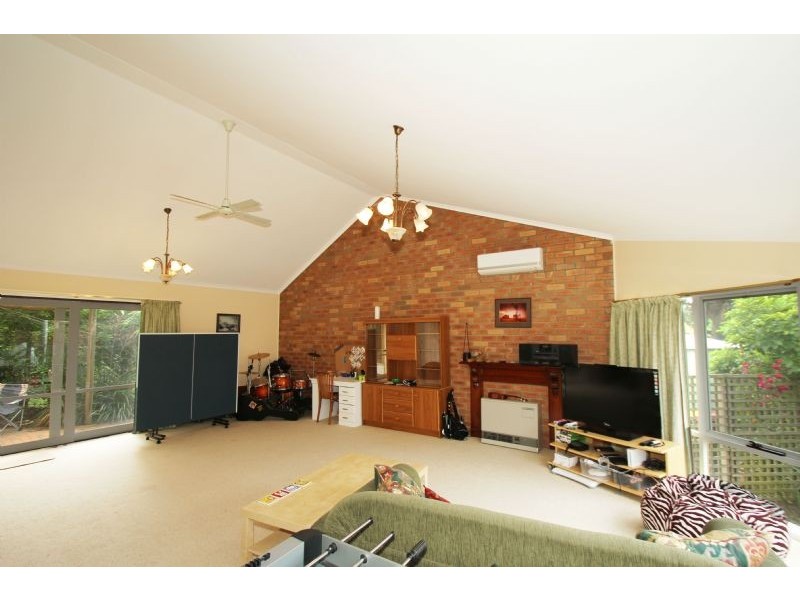 7 Clinton Court, Leongatha VIC 3953