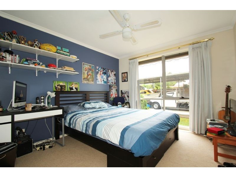 7 Clinton Court, Leongatha VIC 3953