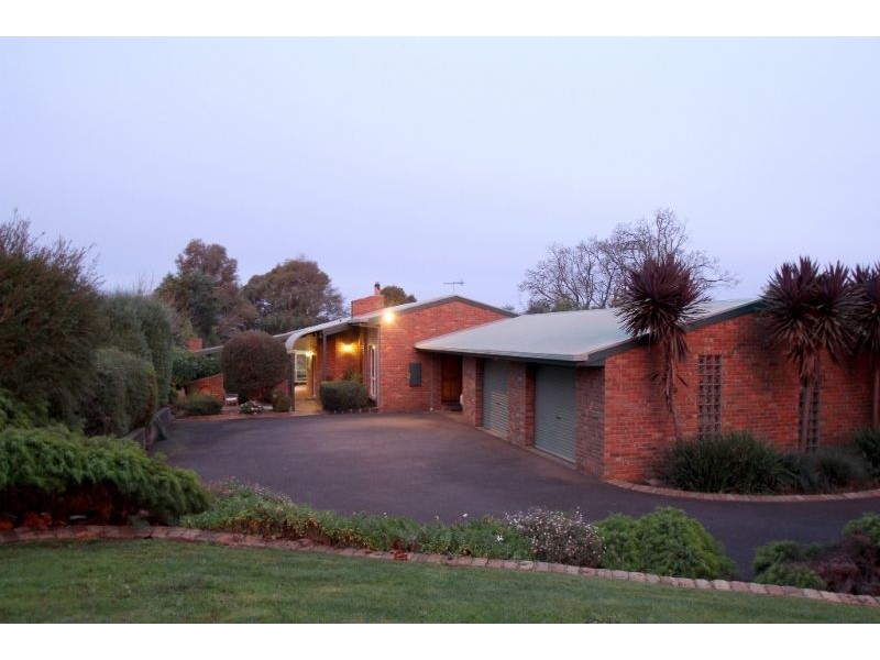 3B Louise Simon Court, Leongatha VIC 3953