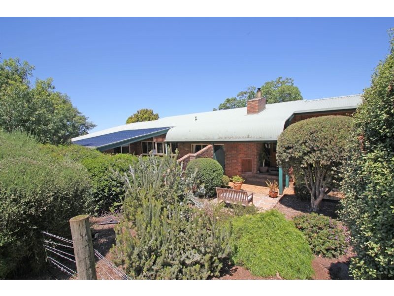 3B Louise Simon Court, Leongatha VIC 3953
