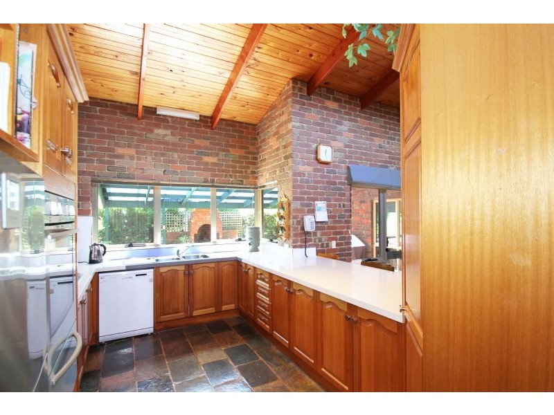 3B Louise Simon Court, Leongatha VIC 3953
