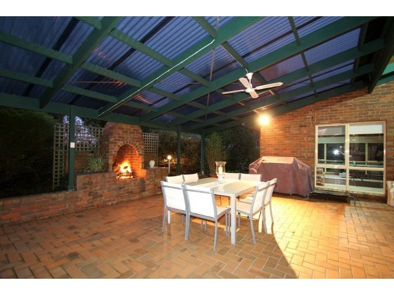 3B Louise Simon Court, Leongatha VIC 3953