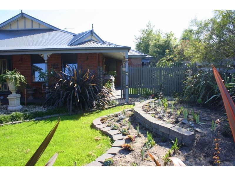 8 Woodford Place, Korumburra VIC 3950
