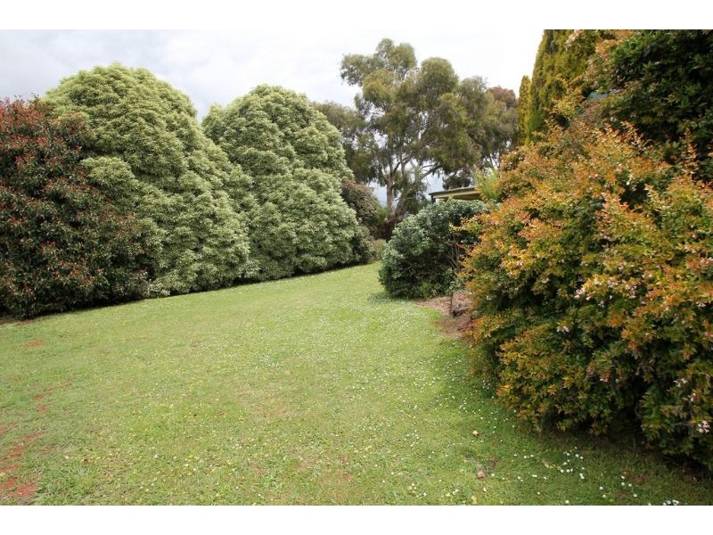 3 Louise Simon Court, Leongatha VIC 3953