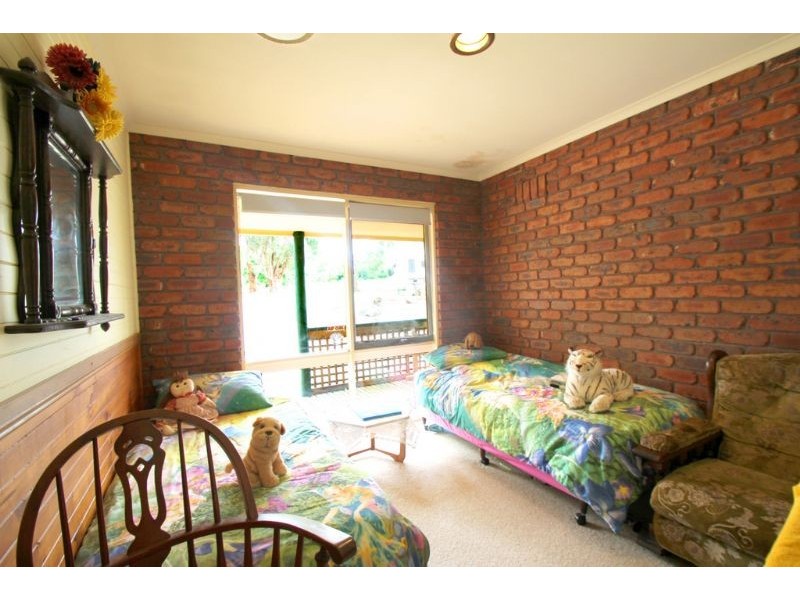 3 Louise Simon Court, Leongatha VIC 3953