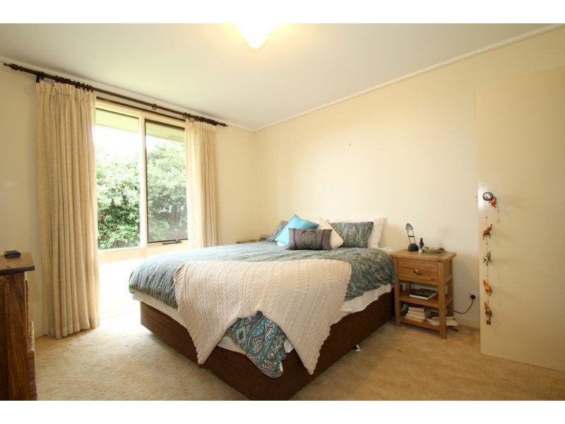 70 Ogilvy Street, Leongatha VIC 3953