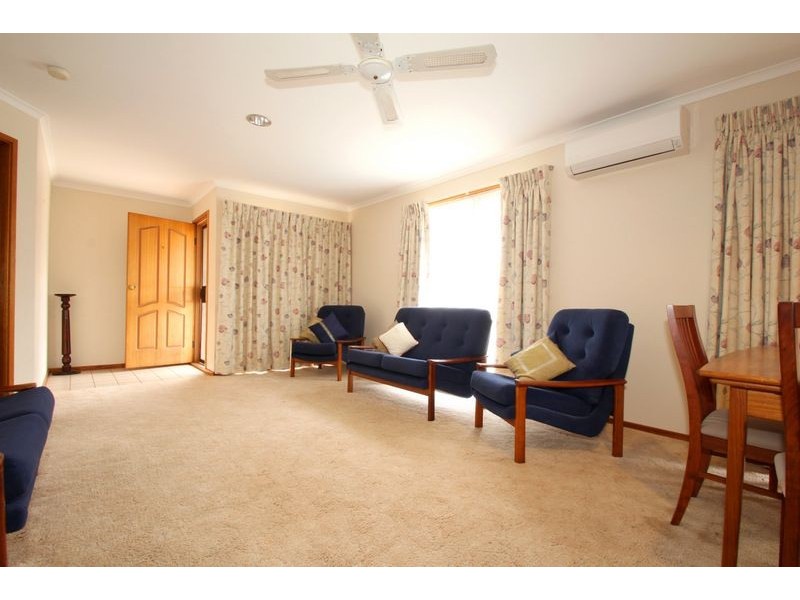 11/2 Conway Street, Leongatha VIC 3953
