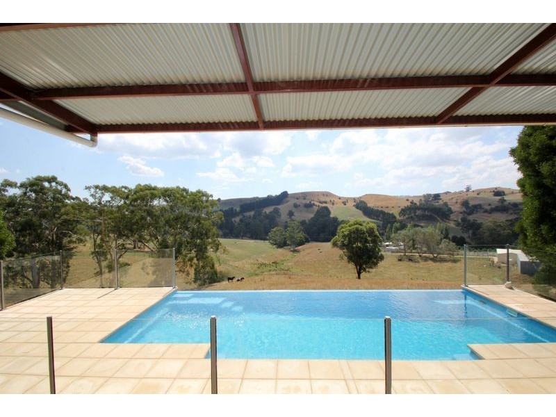 145 Peters Lane, Mirboo North VIC 3871