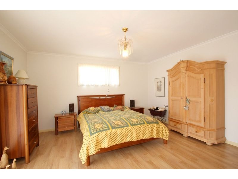 145 Peters Lane, Mirboo North VIC 3871