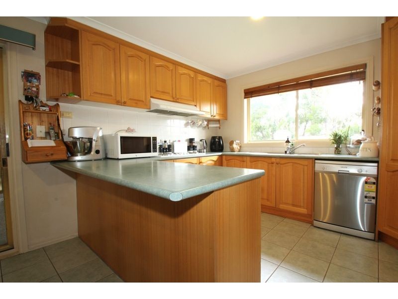 12 Clinton Court, Leongatha VIC 3953