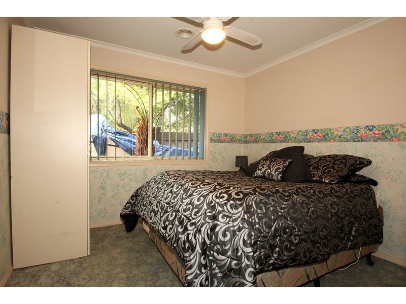 12 Clinton Court, Leongatha VIC 3953