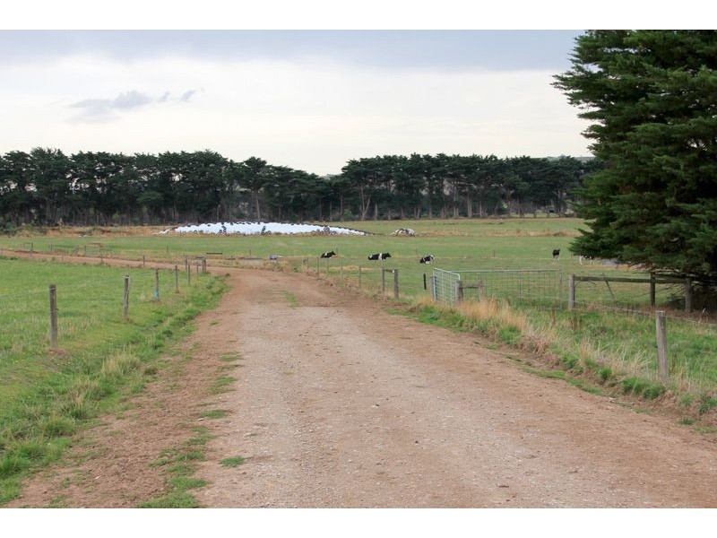 145 Gooleys Lane, Dumbalk VIC 3956