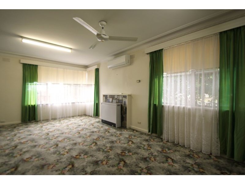 54 Horn Street, Leongatha VIC 3953