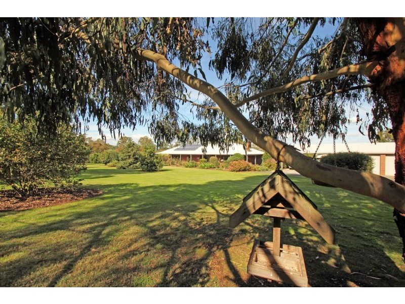 5 Davis Court, Leongatha VIC 3953