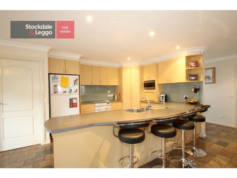 8 Norview Drive, Leongatha VIC 3953