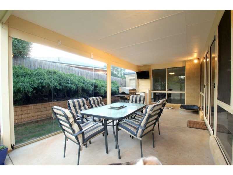 8 Norview Drive, Leongatha VIC 3953