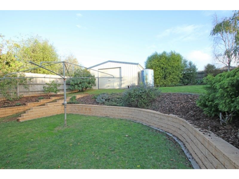 8 Norview Drive, Leongatha VIC 3953