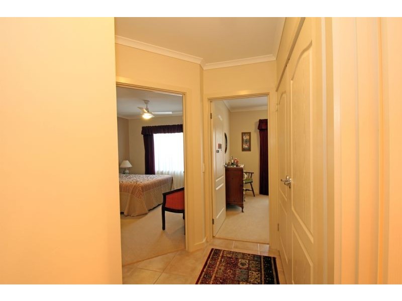 8 Elaine Court, Leongatha VIC 3953