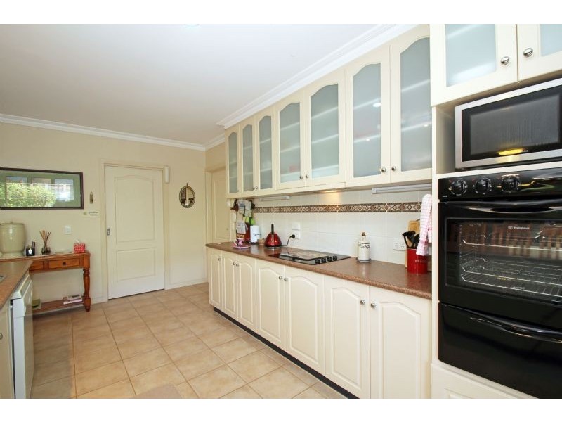 8 Elaine Court, Leongatha VIC 3953