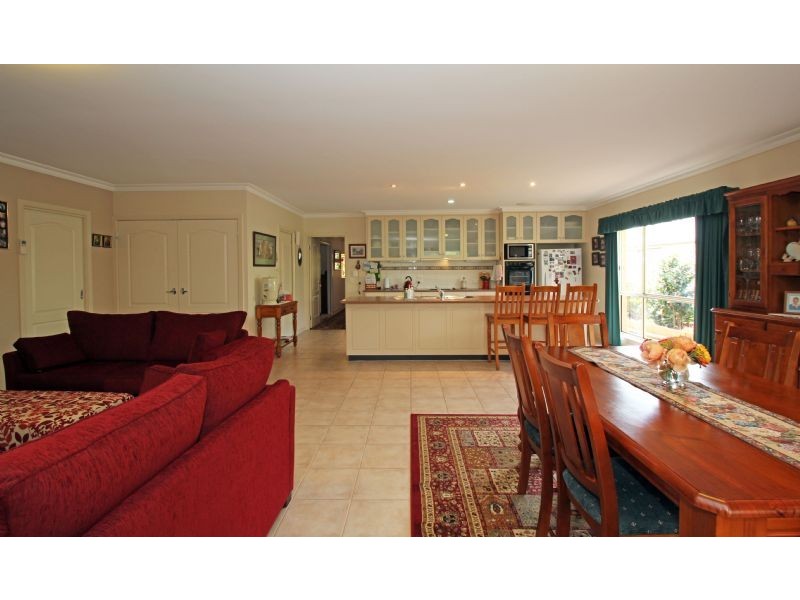 8 Elaine Court, Leongatha VIC 3953