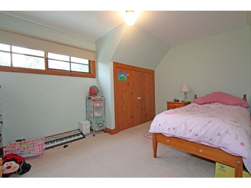 6-8 Bacon Avenue, Koonwarra VIC 3954