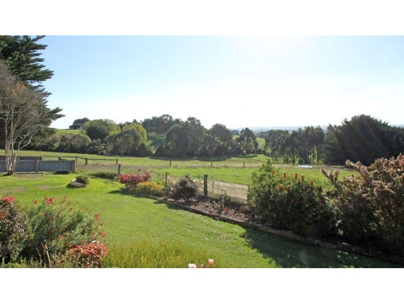90 Whittingham Way, Koonwarra VIC 3954