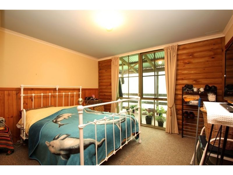 74 Whitelaw Street, Meeniyan VIC 3956