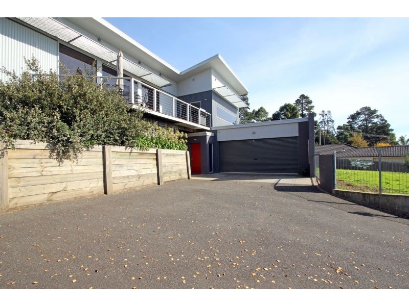 21 Long Street, Leongatha VIC 3953