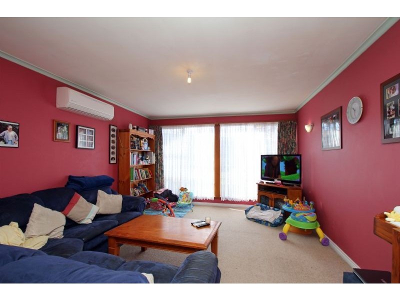 14 Sloan Avenue, Leongatha VIC 3953