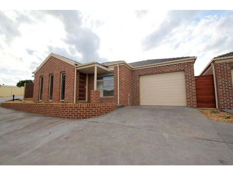 1/99 Brown Street, Leongatha VIC 3953