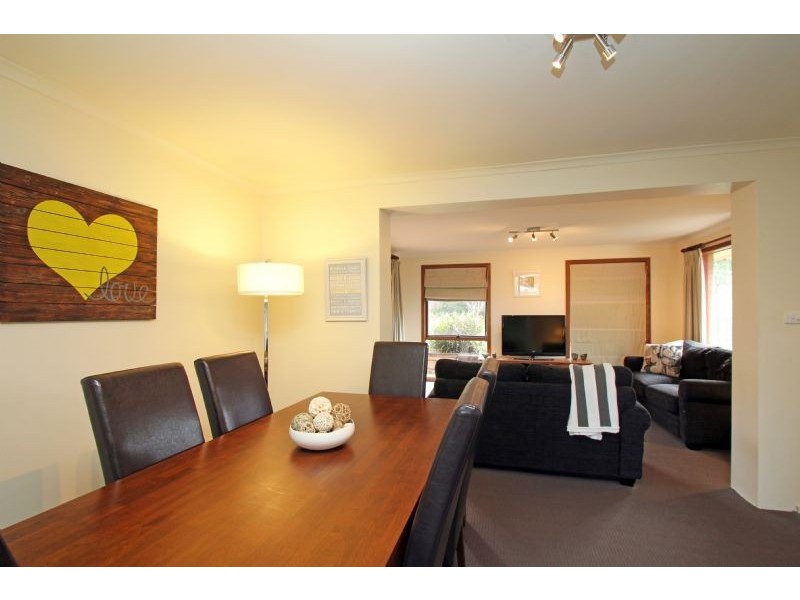 10 Valleyview Crescent, Leongatha VIC 3953
