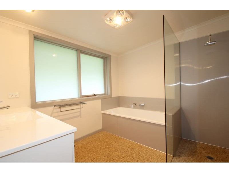 49 Koorooman Road, Leongatha North VIC 3953