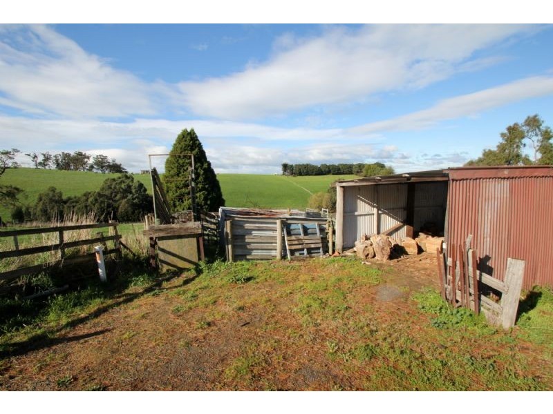 49 Koorooman Road, Leongatha North VIC 3953