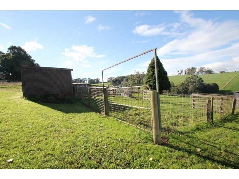 49 Koorooman Road, Leongatha North VIC 3953