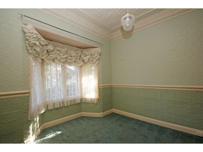 39 Bent Street, Leongatha VIC 3953